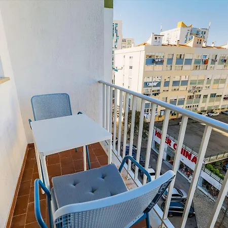 Sunset Horizon Apartment