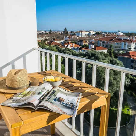 Sunset Horizon Apartment Carcavelos (Lisbon)