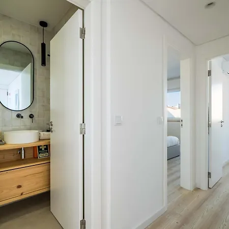 Sunset Horizon Apartment Carcavelos (Lisbon)